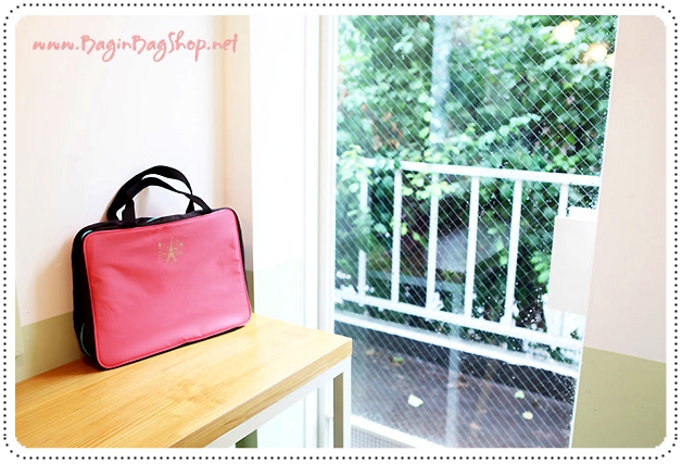 Travel Partition Bag กระเป๋าจัดหมวดหมู่สิ่งของในกระเป๋าเดินทาง