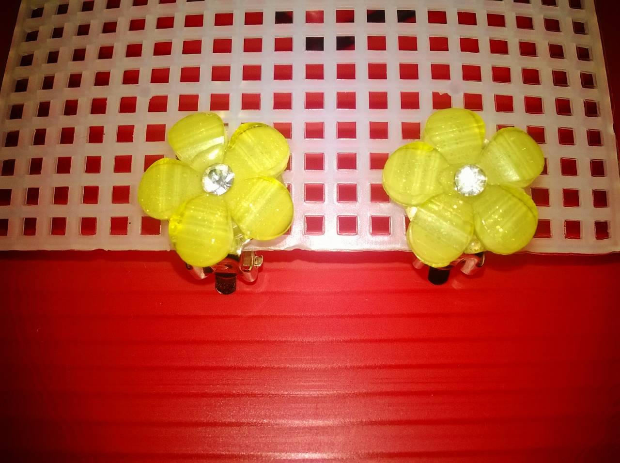 ต่างหูหนีบเด็กรูปดอกไม้(สีเหลือง)