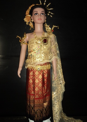 ชุดไทยเด็กอนุบาลผ้าไทยลายอโยธยา(สีแดง)ราคานี้ไม่รวมเครื่องประดับ