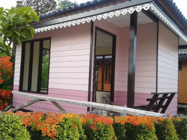 บ้านน็อคดาวน์ทรงปั้นหยา (OMH-20) ขนาด 3.00 x 4.00 เมตร