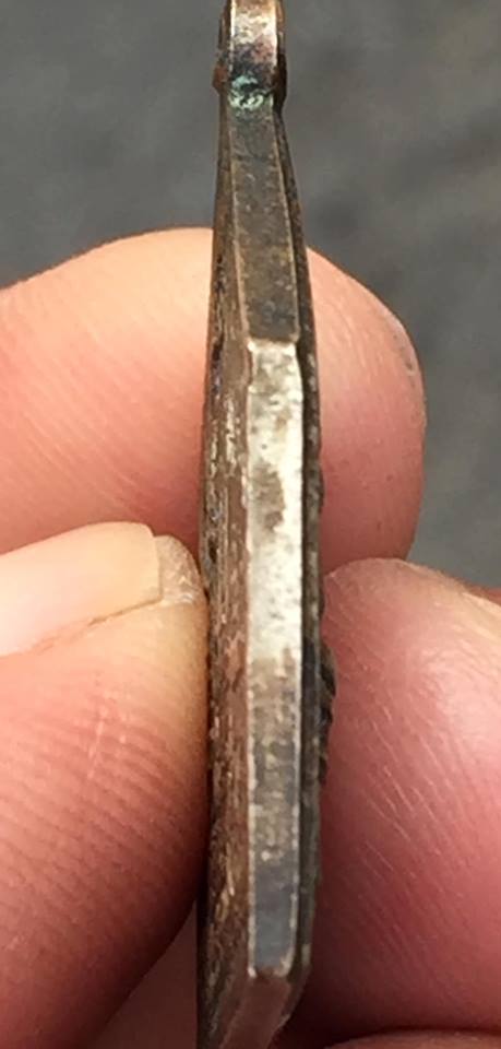 เหรียญที่ระลึกพระพุทธโสธร พิธีอัญเชิญพระพุทธโสธร สมโภช สนามหลวง 2547 เนื้อเงิน