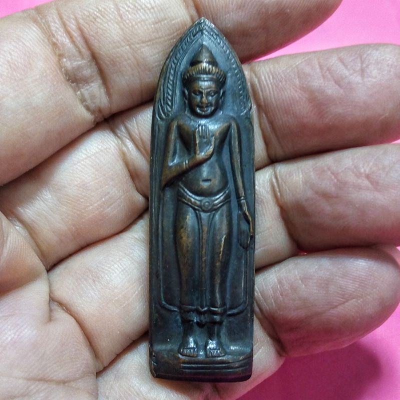 พระร่วงรางปืน วัดพระธาตุดอยสุเทพ ปี15 บล๊อคพระธาตุจม (นิยม) เนื้อผิวพระเก่าถึงยุค องค์ที่ PL636