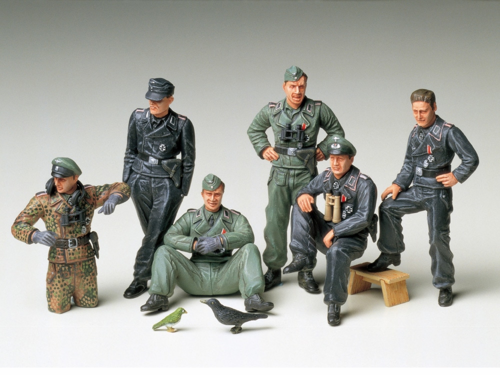 TA35201 German Tank Crew At Rest 1/35 (จำนวน 6 ตัว)