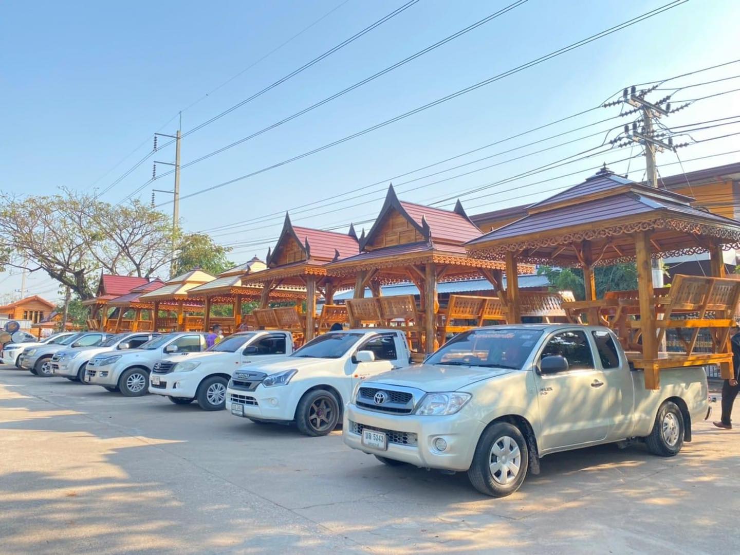 ( รหัส E2-G.) ศาลาไม้สัก สีเงา หลังคาสีน้ำตาล เสากลมเอีง ทรงไทย รหัส (E12) T8A-YW ขนาด 2.40x2.240x3.00 เมตร