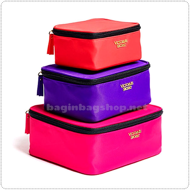 ❤️ VS Travel Trio Stackable Makeup Bag Train