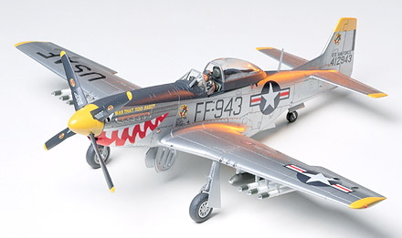 TA61044 North American F-51D Mustang 1/48
