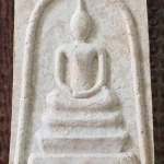 พระสมเด็จหลวงปู่ชอบ ฐานสโม รุ่นพิเศษ 92 ผสมเกศา ปี 37 หายาก พระรุ่นนี้จัดสร้างปี 2537 เปิดให้บูชากันในปี 2538