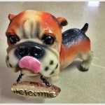 ตุ๊กตาสุนัข เรซิ่น พันธุ์บลูด๊อก (BULL DOG) Size S