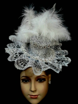 หมวกดรัมเมเยอร์ขนนกสีขาวเงิน(พร้อมส่ง)