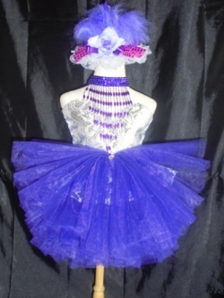 ชุดดรัมเมเยอร์สีม่วงเด็กราคานี้มี ชุด หมวก สร้อย ต่างหู รอบอกตั้งแต่20-30นิ้ว เอวไม่เกิน28นิ้ว สูงไม่เกิน140เซนติเมตร