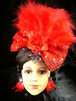 หมวกดรัมเมเยอร์ขนนกสีแดง(พร้อมส่ง)