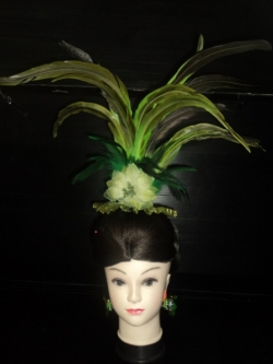 หมวกขนนกแบบพิเศษใส่ขนนกทรงสูงหนา3ชั้น