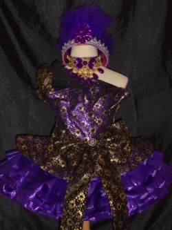 ชุดดรัมเมเยอร์สีม่วงเด็กราคานี้มี ชุด หมวก สร้อย ต่างหู รอบอกตั้งแต่20-30นิ้ว เอวไม่เกิน28นิ้ว สูงไม่เกิน140เซนติเมตร