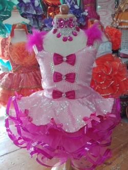 ชุดดรัมเมเยอร์เด็กอนุบาลและประถมราคานี แถม หมวก สร้อย ต่างหู