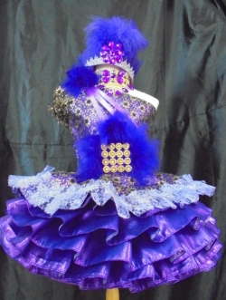 ชุดดรัมเมเยอร์สีม่วงเด็กราคานี้มี ชุด หมวก สร้อย ต่างหู รอบอกตั้งแต่20-30นิ้ว เอวไม่เกิน28นิ้ว สูงไม่เกิน140เซนติเมตร