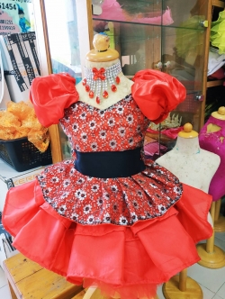 ชุดดรัมเมเยอร์เด็กอนุบาลสีแดง ทุกไซส์ เป็นราคาชุดอย่างเดียว ไม่รวมเครื่องประดับ