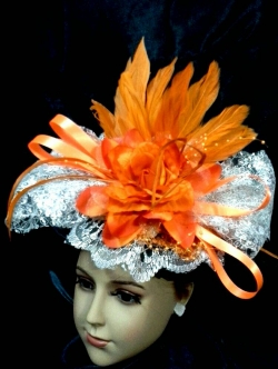 หมวกดรัมเมเยอร์ขนนกสีส้มขาว(พร้อมส่ง)