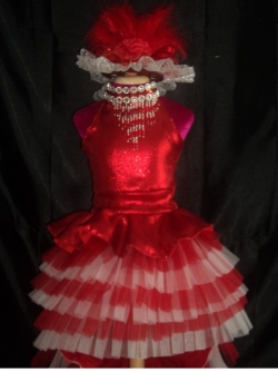 ชุดดรัมเมเยอร์เด็กอนุบาลและประถม ราคานี้ มีชุด แถม หมวก เมื่อซื้อ 12 ชุด ขึ้นไป ได้หมวก12ใบ รอบอกตั้งแต่20-30นิ้ว สูงไม่เกิน 140เซนติเมตร