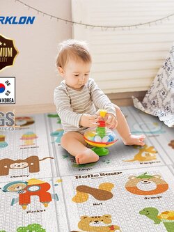 แผ่นรองคลาน Parklon แบบพับได้ PE Folding Mat ลาย ABC Alphabet ขนาด 140*200 หนา 1.0cm