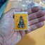 พระกริ่งจอมเพชรสุรินทร์ เนื้อโลหะผสม หลวงปู่หงษ์ วัดเพชรบุรี อ.ปราสาท จ.สุรินทร์ ปี2553 ตอกโค๊ต บรรจุกล่องพร้อมคาถาบูชา