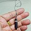 ลูกดิ่งเพนดูลัม(pendulum) หินสีดำแท่งผลึก6เหลี่ยม สำหรับฝึกพลังจิตในการสัมผัสพลังพุทธคุณพระเครื่อง หรือพกติดตัวเป็นเครื่องรางและเพิ่มความมั่นใจ ขนาดยาวประมาณ 1.5นิ้ว สายสร้อยยาวประมาณ 18นิ้ว แบบแท่งทรง 6 เหลี่ยม
