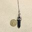 ลูกดิ่งเพนดูลัม(pendulum) หินสีดำแท่งผลึก6เหลี่ยม สำหรับฝึกพลังจิตในการสัมผัสพลังพุทธคุณพระเครื่อง หรือพกติดตัวเป็นเครื่องรางและเพิ่มความมั่นใจ ขนาดยาวประมาณ 1.5นิ้ว สายสร้อยยาวประมาณ 18นิ้ว แบบแท่งทรง 6 เหลี่ยม
