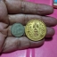เหรียญแปดเซียน โพวเทียนตั่งเข่ง เนื้อทองแดงกะหลั่ยทอง ขอบฟันเฟือง แจกกรรมการ ฉลองครองราชย์ 50 ปี รัชกาลที่ 9 ปี พ.ศ.2538 บรรจุตลับเดิม ปกติจะพบแต่เหรียญเนื้อทองแดงเป็นส่วนใหญ่ครับ เหรียญนี้สภาพสวยด้วยกะไหล่ทองและเป็นเหรียญที่แจกกรรมการในพิธีเท่านั้น